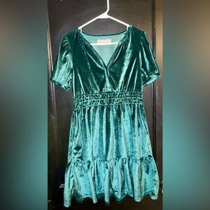 French Connection Vmerald Velvet Dress